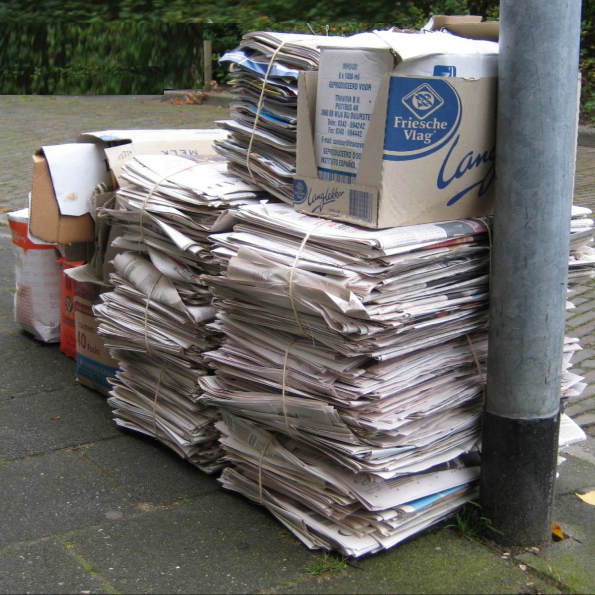 oud papier Groningen • Humanitas Onder Dak